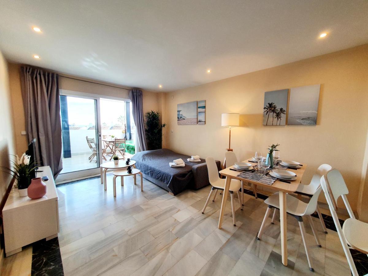 Cozy Apartment On The Beach Sitio de Calahonda Εξωτερικό φωτογραφία